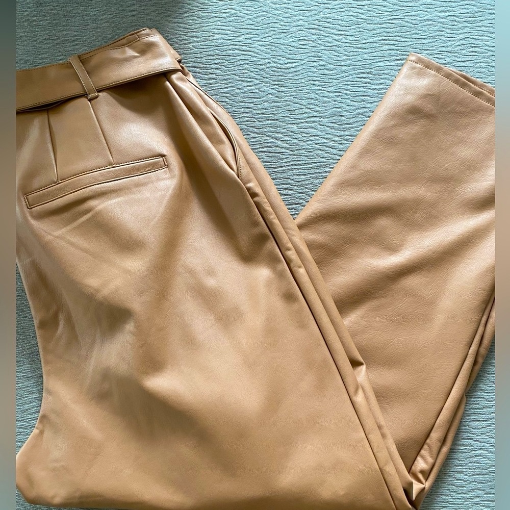 EXPRESS Camel Colored Faux Leather Ankle Pants - Size M - NEW